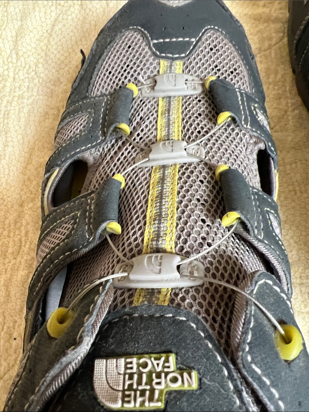 The North Face Men's Gray and Yellow Closed-Toe Hydrotrak Sandals - Picture 8 of 11